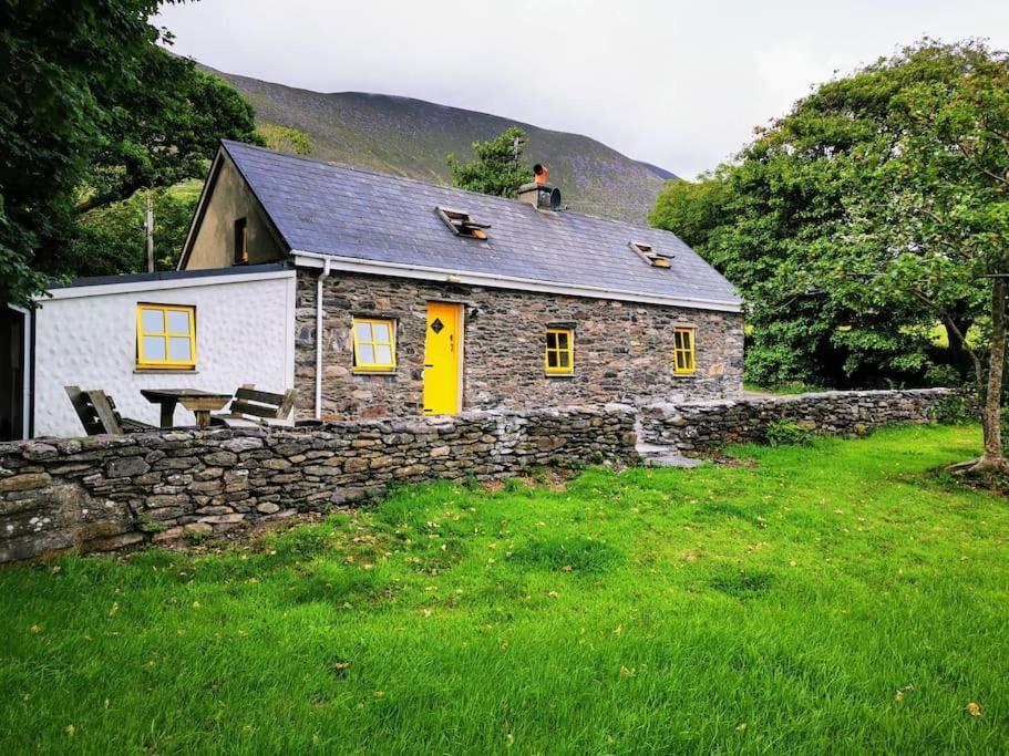 Cottage Skelligs Coast, Ring Of Kerry Cahersiveen Exteriör bild